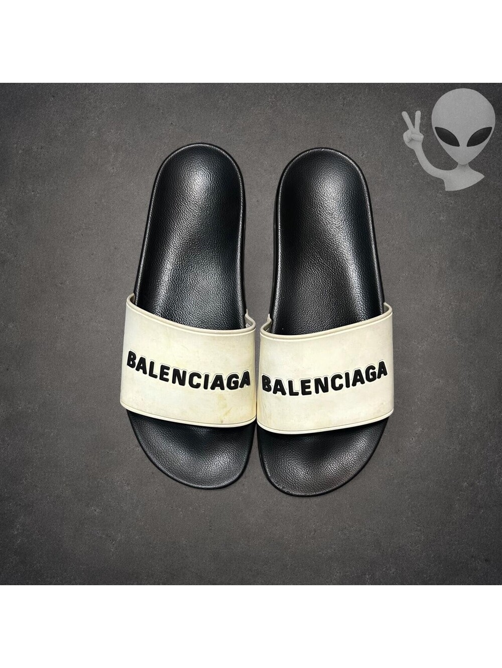 Balenciaga Pool Slide Sandal Mens US 11 White Black Rubber Logo 3D 565826